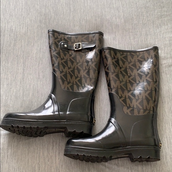 Michael Kors Shoes - Michael Kors Logo Rain-boots Size 9